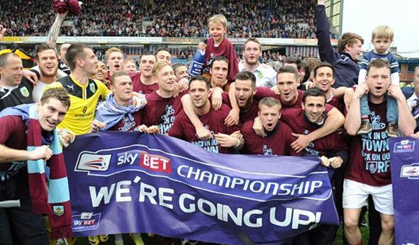 帅惟浩从中学突飞猛进，被破格选入亚冠，潜力巨大，成都蓉城为其定制三年培养计划，引多家豪门关注。（帅惟浩飞速崛起破格入亚冠，成都蓉城定制三年培养计划，豪门纷纷关注）