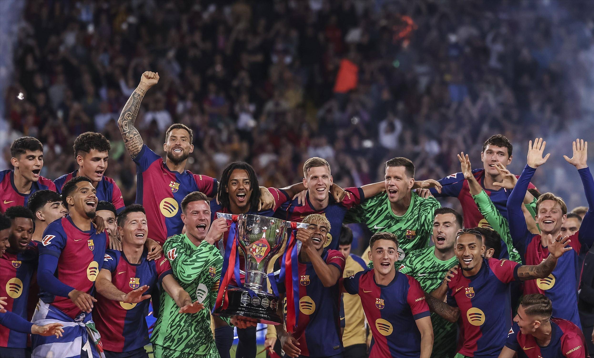 梅西被淘汰！年终大战半决赛：哈兰德大战C罗！姆巴佩vs凯恩（年终大战半决赛出炉：梅西出局，哈兰德对决C罗，姆巴佩迎战凯恩）