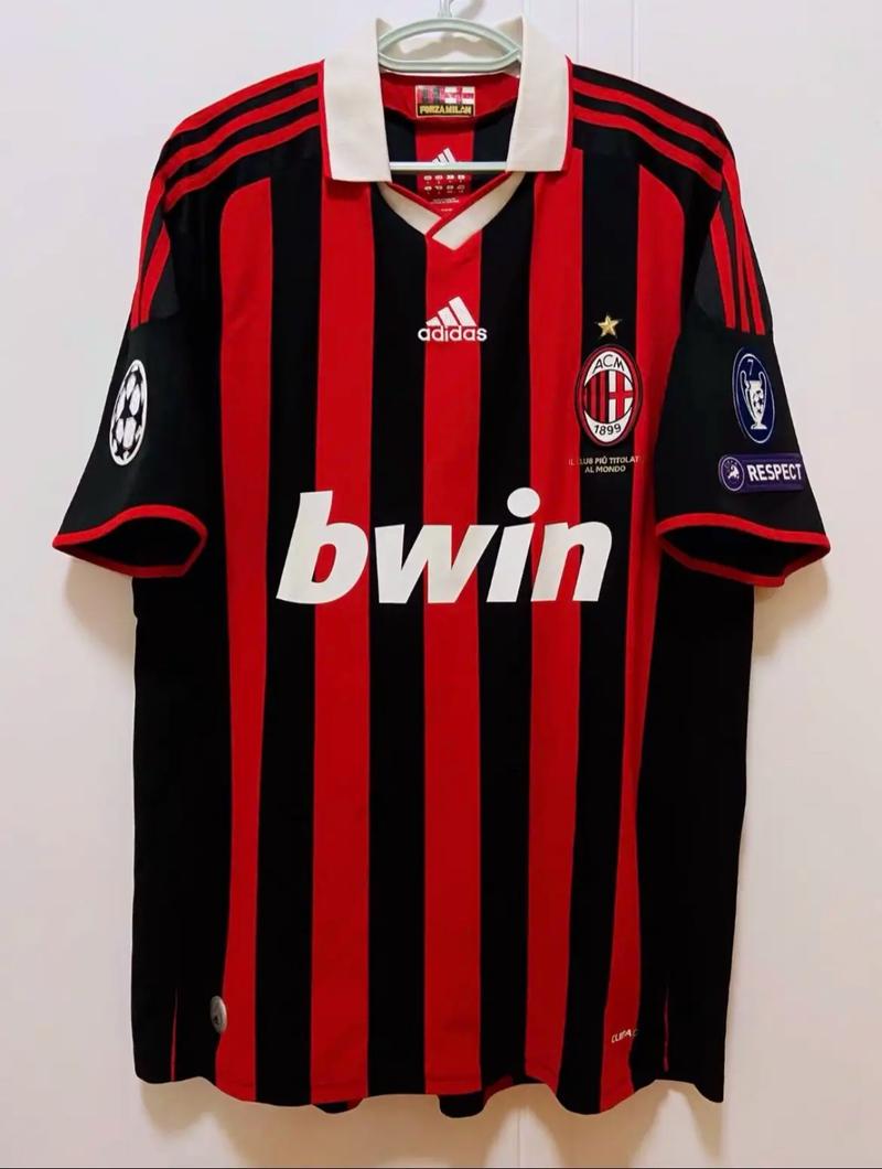 李嗣镕：首秀即进球非常兴奋，感谢教练组、队友、球迷的鼓励（李嗣镕首秀破门激动不已：感谢教练组、队友与球迷的支持）