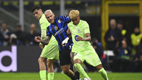 邓卓翔：球员状态并不让人满意，技战术也没有可圈可点的地方