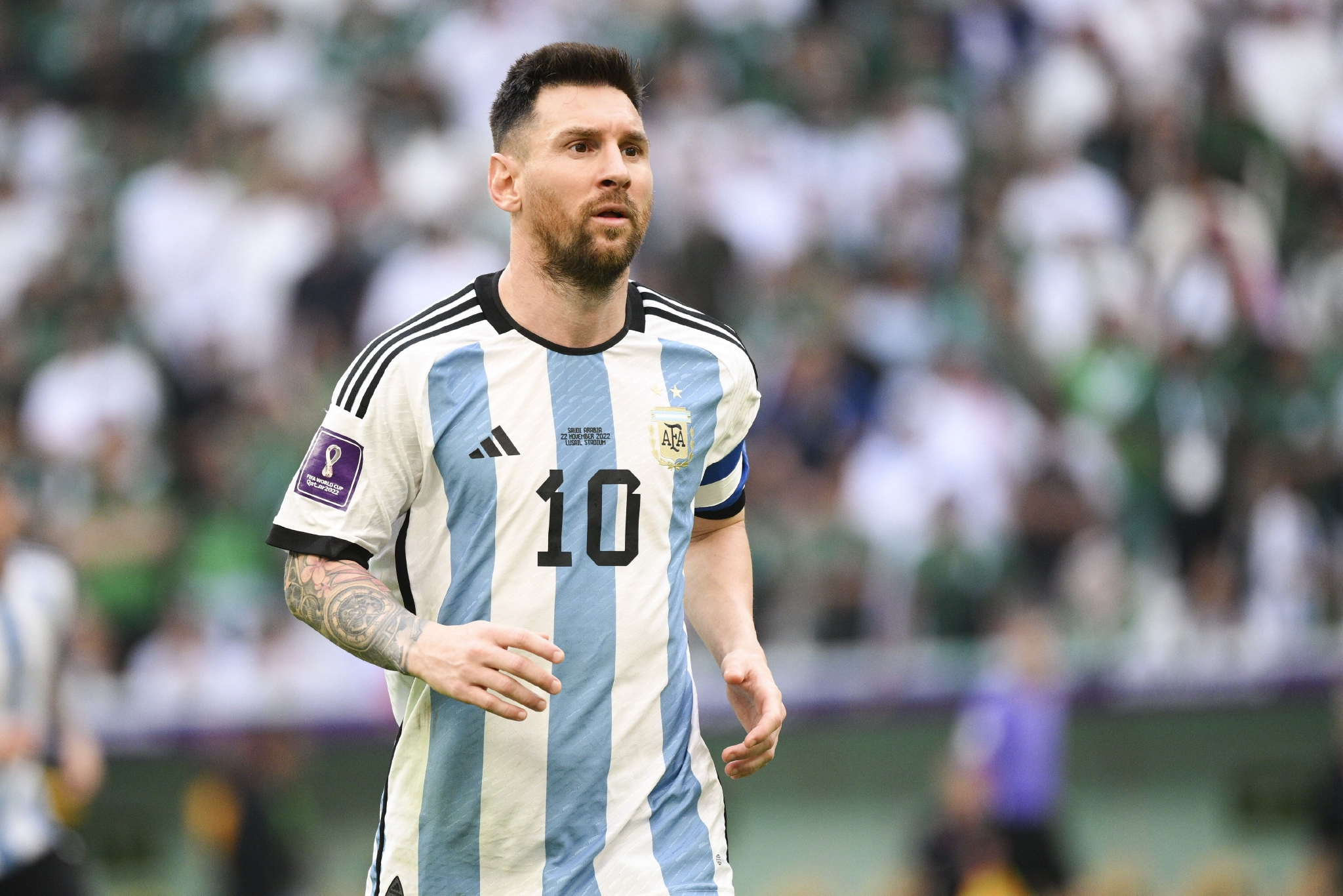 李霄鹏：希望球队能发挥出应有水平，明天奉献一场精彩的比赛