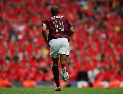 沪媒：柔佛48次射门无法叩开海港大门，替补门将陈威一战封神