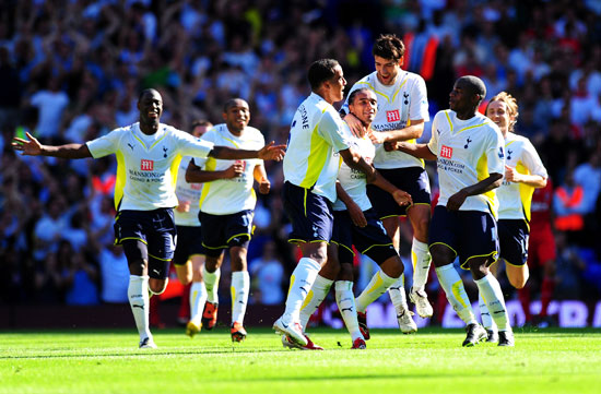 当世第1人！2脚无解世界波，26岁姆巴佩创4纪录，对手主帅崩溃了