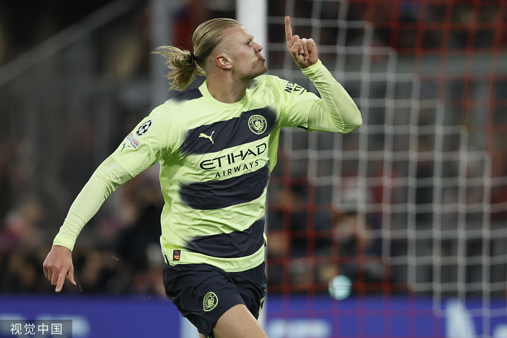 西班牙此前10次对阵乌拉圭5胜5平保持不败，打进16球丢8球