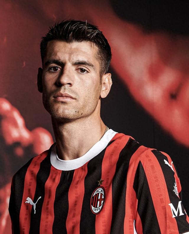 足球报：目前中国足协持证教练总数已突破11.4万