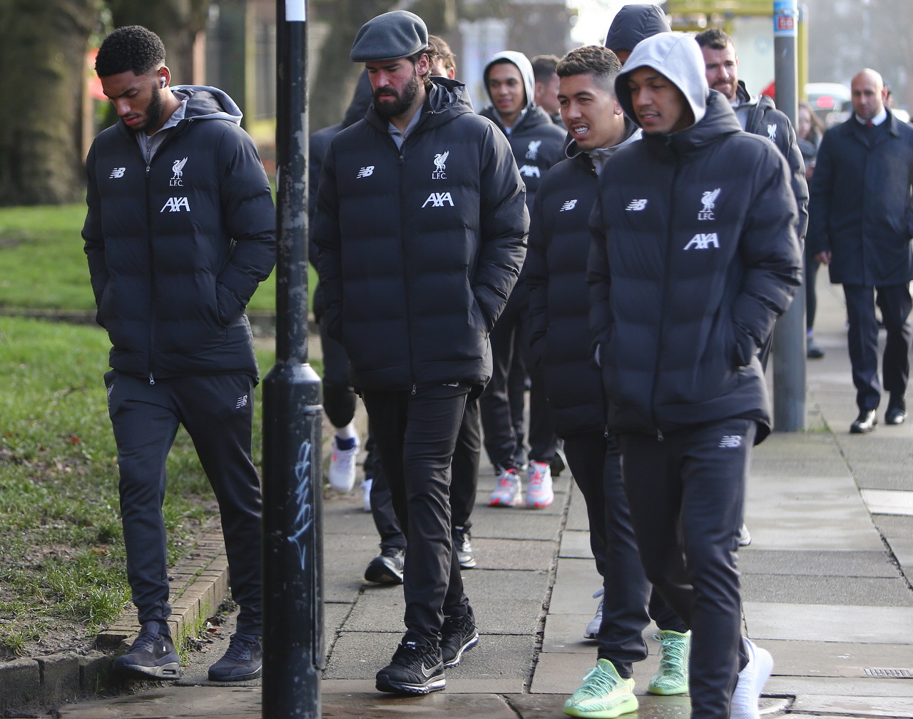 于根伟：申花的第二阵容可能也要高于我们，最重要是做好自己（于根伟：申花替补阵容或强于我们，关键是专注做好自己）