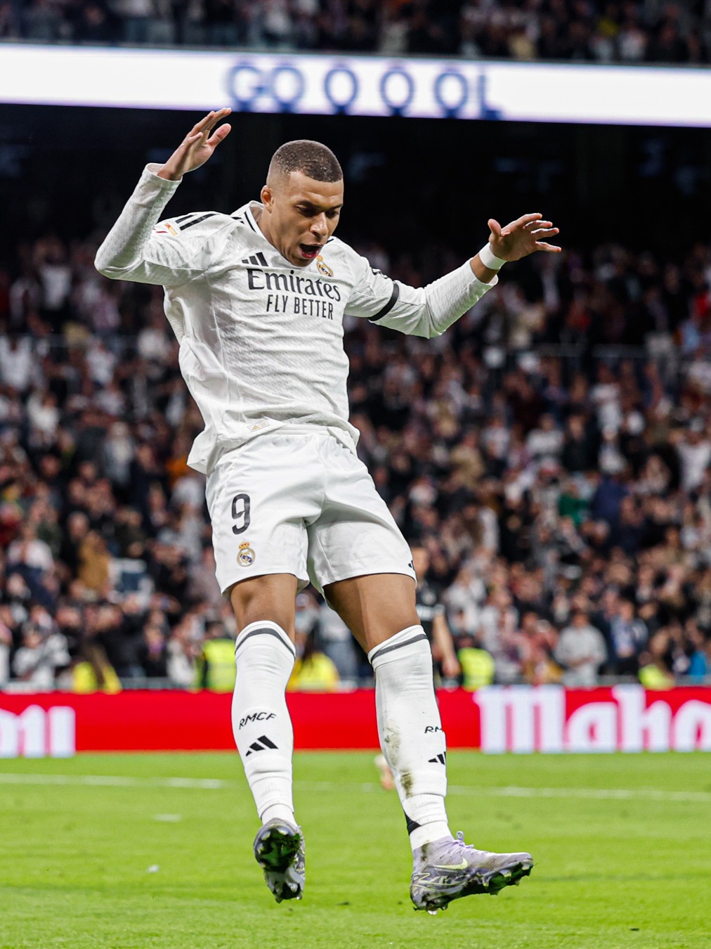 戴奇：我不会效仿瓜帅称体重做法，球员们应在圣诞节保持自律（戴奇：不会沿用瓜帅体重管控，圣诞期球员需自律）