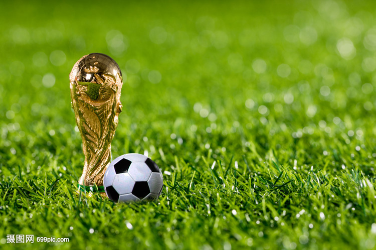 勇夺金靴，法比奥赛后社媒：感谢队友以及每位愿意相信我的人