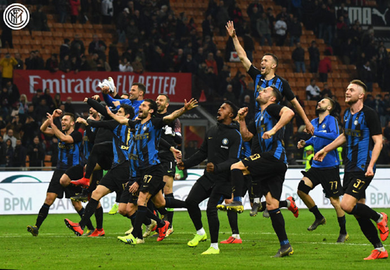 一座金靴，一队降级