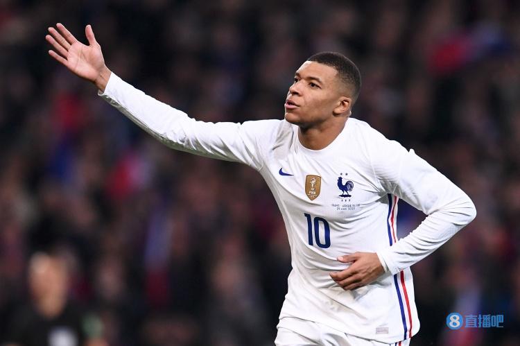 中超半场：阿奇姆彭破门，恩里克扳平，河南1-1云南玉昆（半场战报：阿奇姆彭先拔头筹，恩里克回敬，河南暂1-1云南玉昆）