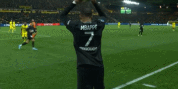 拉塞尔发ins祝贺诺里斯F1阿布扎比站夺冠